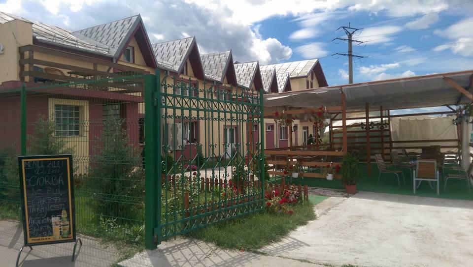 Casa Regala Ear Hotel ไกรโอวา ภายนอก รูปภาพ