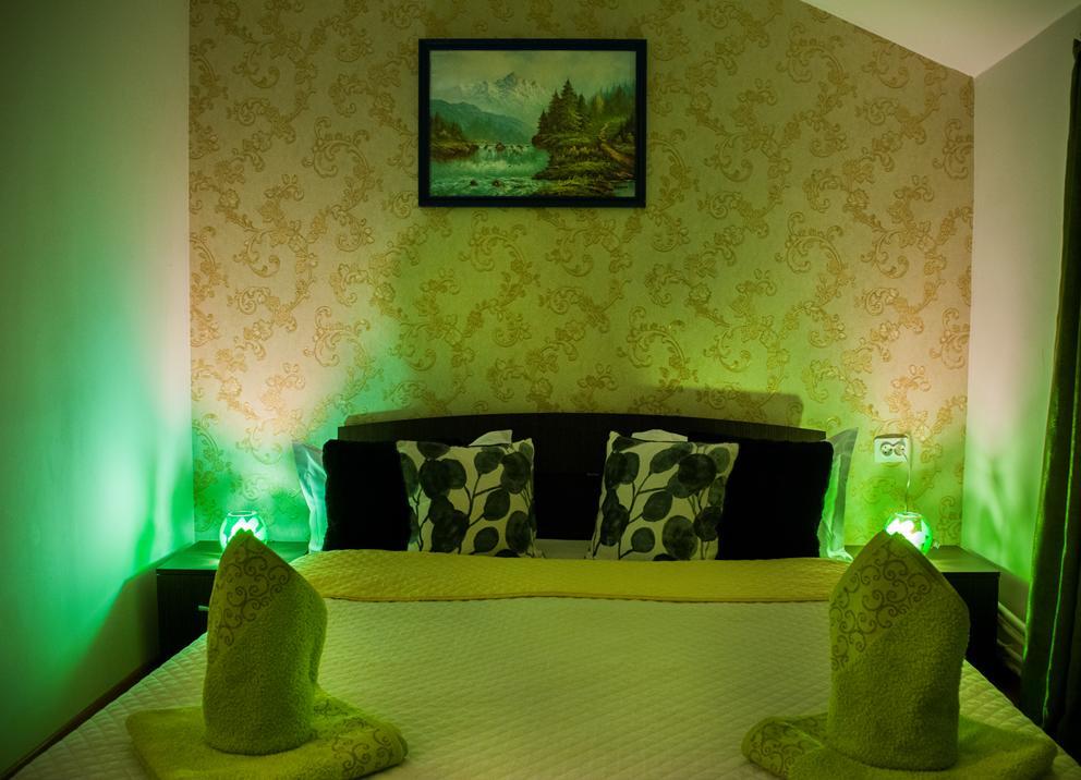 Casa Regala Ear Hotel ไกรโอวา ภายนอก รูปภาพ